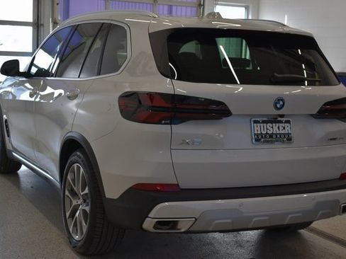 New 2026 BMW X5 xDrive50e AWD/4WD image 9