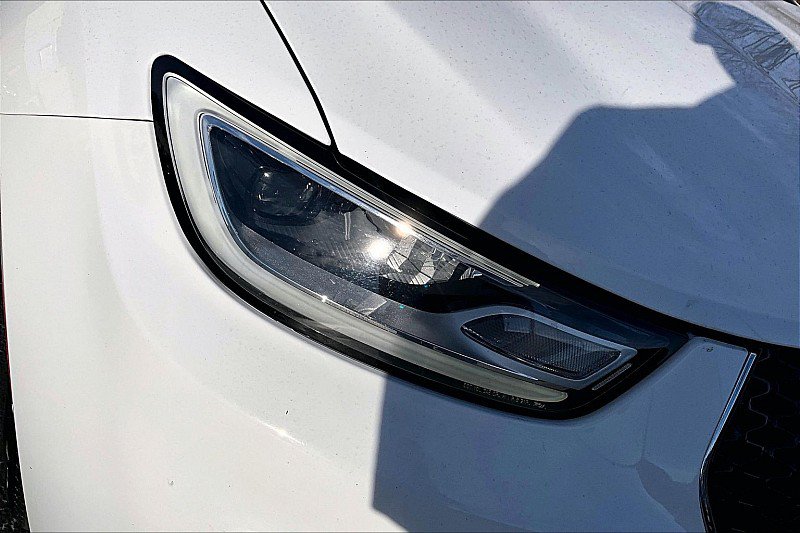 Used 2024 Chrysler Pacifica Limited FWD image 31