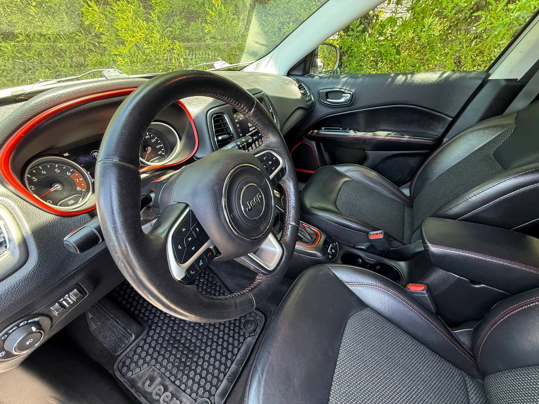 Used 2019 Jeep Compass Trailhawk w/ Cold Weather Group AWD/4WD image 51