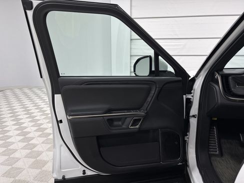 Used 2024 Rivian R1S Adventure AWD/4WD image 16