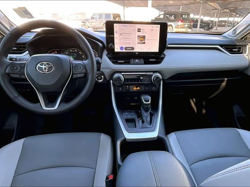 Used 2024 Toyota RAV4 XLE Premium image 15