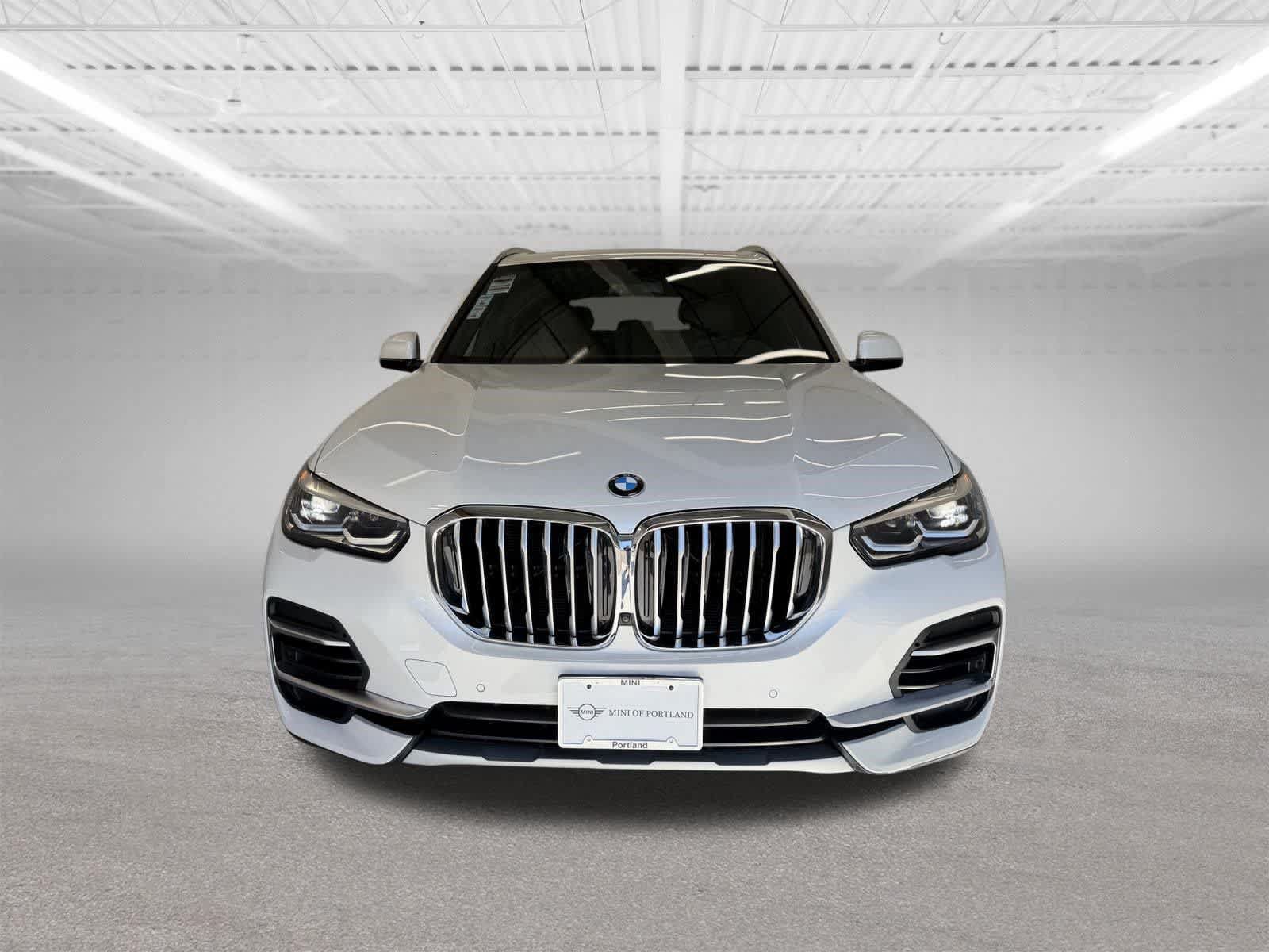 Used 2023 BMW X5 xDrive40i w/ Premium Package AWD/4WD image 8