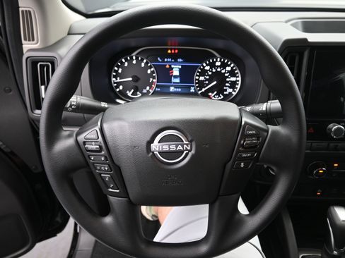 New 2026 Nissan Frontier S image 13