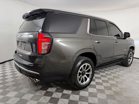 Used 2021 Chevrolet Tahoe High Country w/ Premium Package AWD/4WD image 8