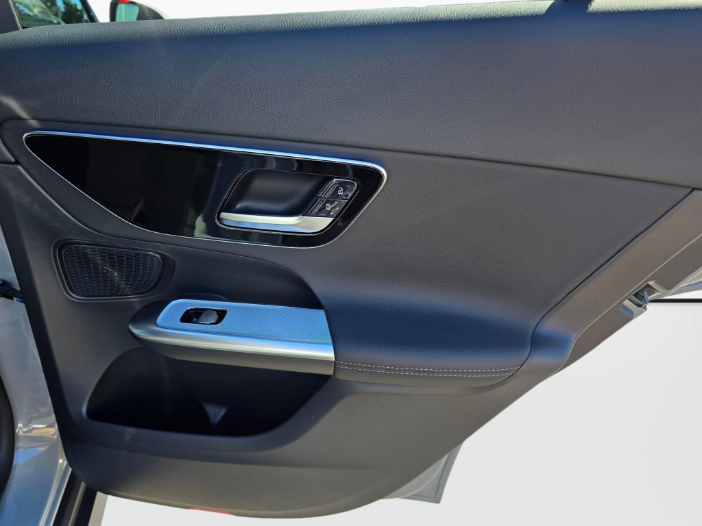 New 2027 Mercedes-Benz GLC 300 4MATIC image 22