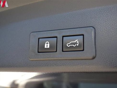 Used 2022 Subaru Ascent Limited w/ Technology Package AWD/4WD image 36