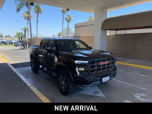 Certified 2024 GMC Canyon AT4 AWD/4WD image 3