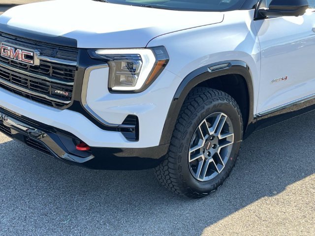 New 2027 GMC Terrain AT4 w/ Convenience Package III AWD/4WD image 10