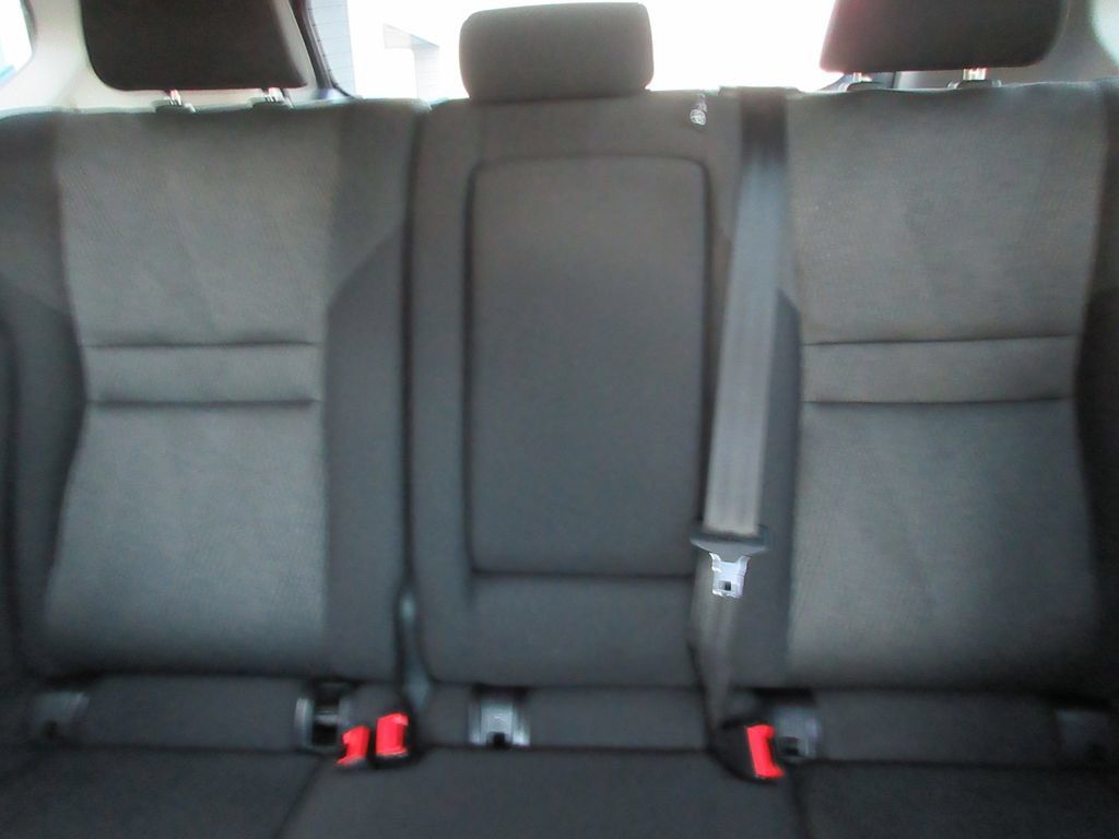 Used 2025 Nissan Rogue SV FWD image 19