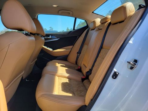 Used 2016 Nissan Maxima SR image 14