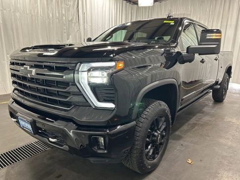 Certified 2026 Chevrolet Silverado 3500 High Country w/ High Country Premium Package AWD/4WD image 27