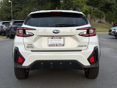 Used 2026 Subaru Crosstrek 2.5i Premium AWD/4WD image 4