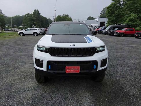 New 2024 Jeep Grand Cherokee Trailhawk w/ Advanced Protech Group II image 3