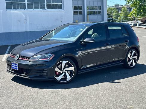 Used 2018 Volkswagen GTI SE FWD image 1