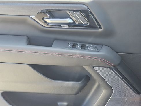 New 2026 GMC Yukon AT4 Ultimate image 16