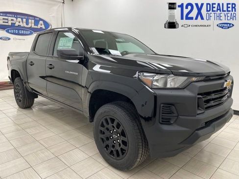New 2026 Chevrolet Colorado W/T AWD/4WD image 1