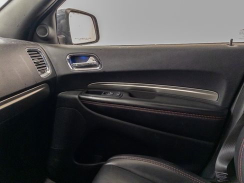 Used 2014 Dodge Durango R/T image 32