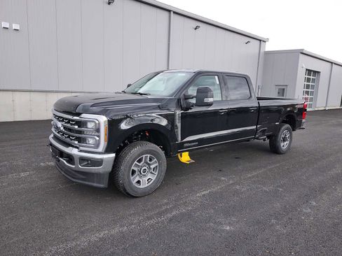 New 2026 Ford F250 Lariat image 1