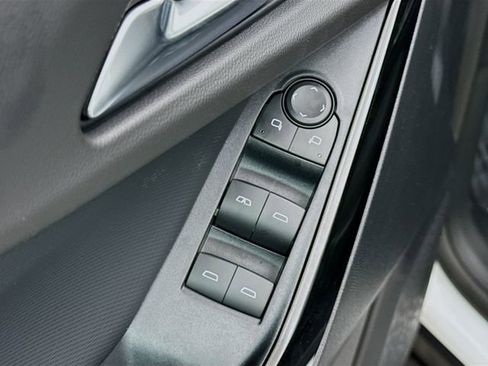 New 2026 Chevrolet Equinox LT image 19