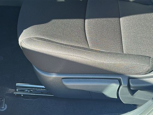 New 2025 Nissan Sentra SV image 12