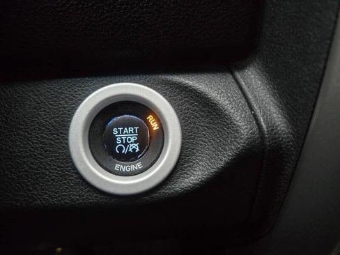 Used 2015 RAM 1500 Laramie w/ Convenience Group AWD/4WD image 22