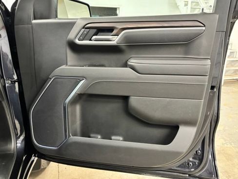 Used 2026 GMC Sierra 1500 SLT AWD/4WD image 22