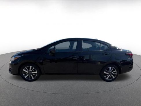 Used 2025 Nissan Versa SV FWD image 11