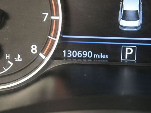 Used 2020 Nissan Altima 2.5 SV FWD image 34