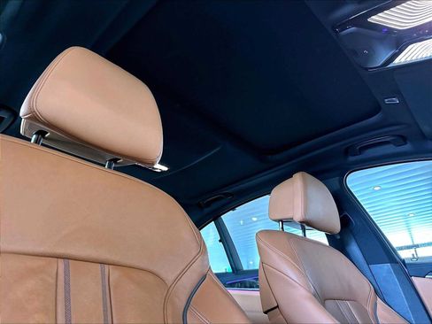 Used 2023 BMW M550i xDrive w/ Executive Package AWD/4WD image 25