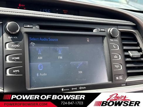 Used 2019 Toyota Highlander XLE AWD/4WD image 15