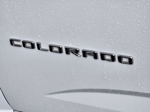 Used 2021 Chevrolet Colorado LT AWD/4WD image 31