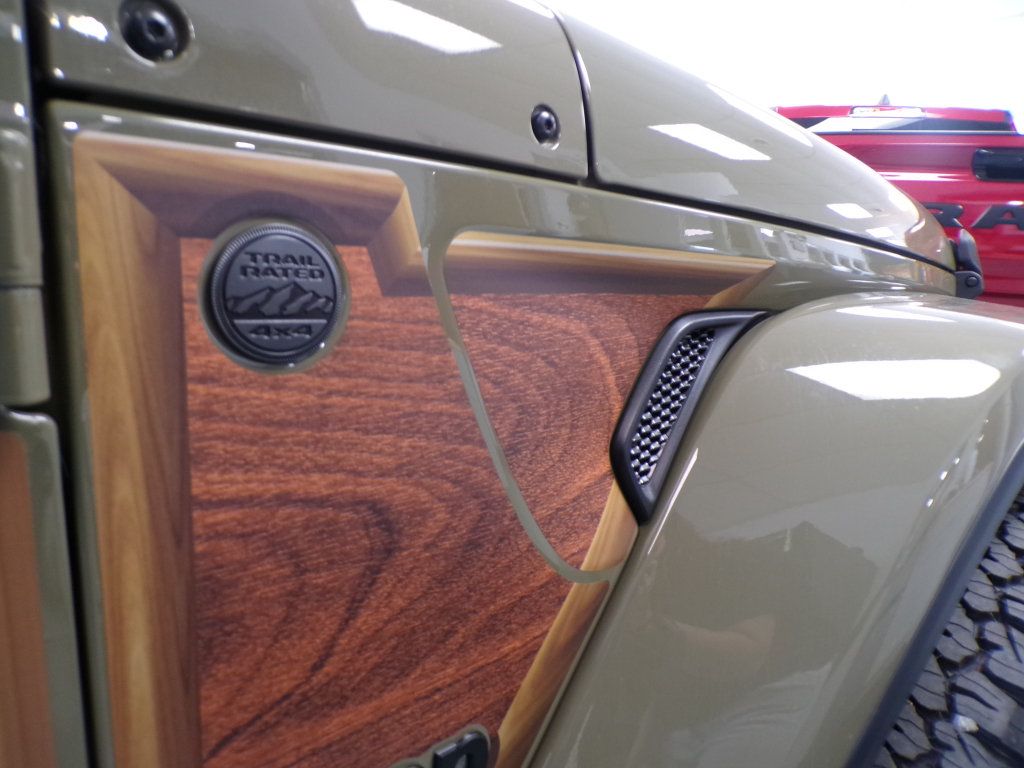 New 2026 Jeep Wrangler Unlimited Sahara AWD/4WD image 17