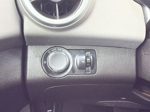 Used 2020 Chevrolet Sonic LT image 15