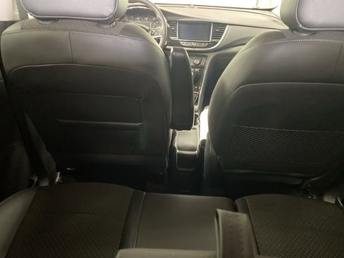 Used 2021 Buick Encore Preferred AWD/4WD image 15