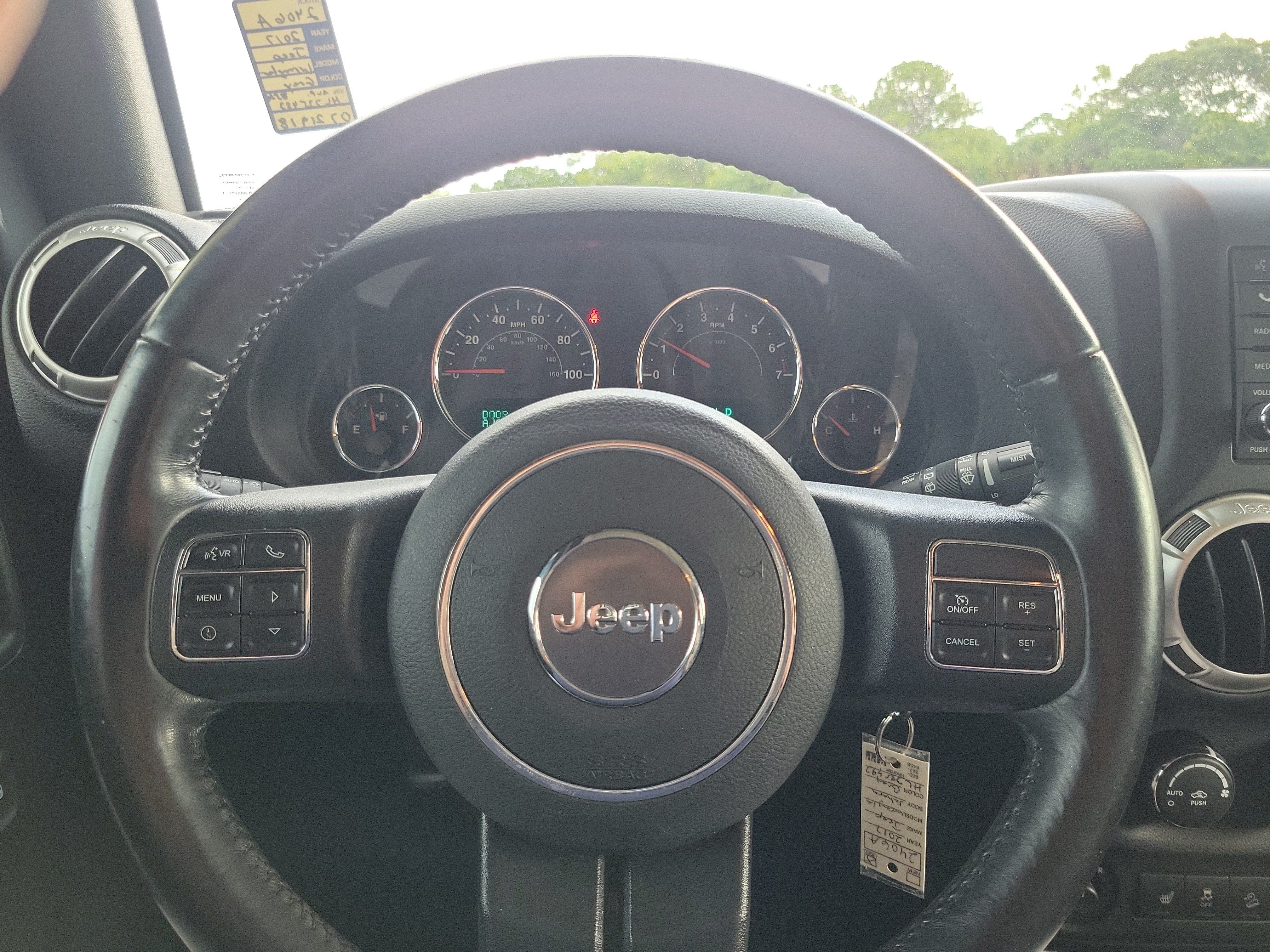 Used 2017 Jeep Wrangler Unlimited Sahara w/ Dual Top Group AWD/4WD image 15