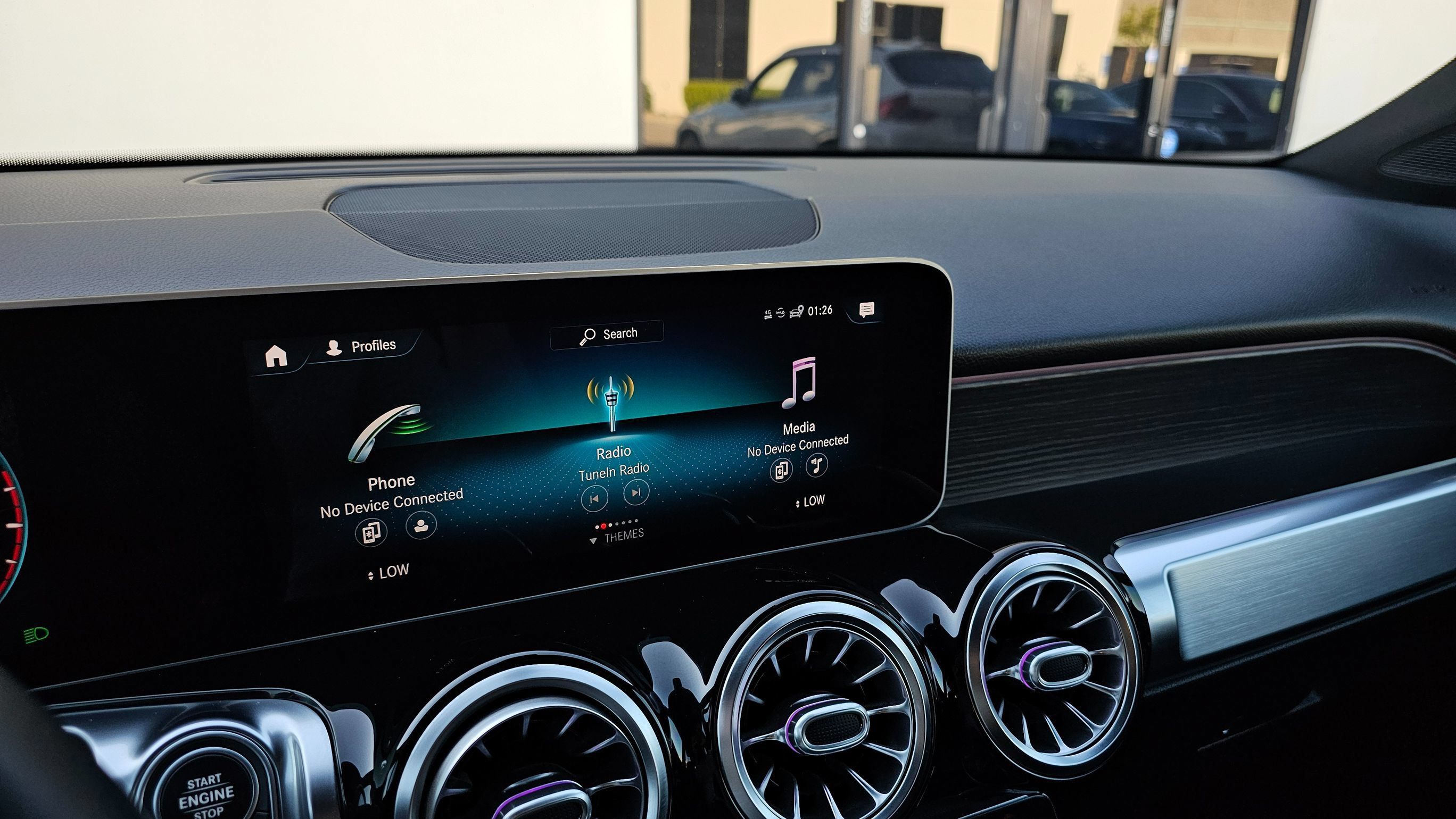 Used 2020 Mercedes-Benz GLB 250 image 34