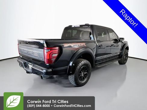 Used 2025 Ford F150 Raptor AWD/4WD image 15