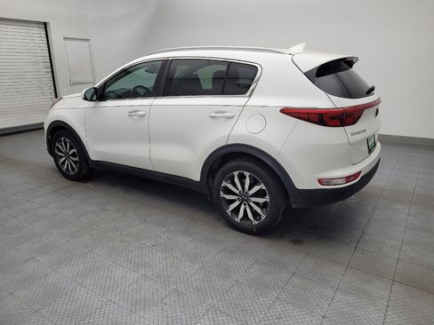 Used 2017 Kia Sportage EX image 3