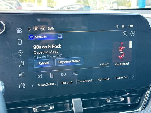 Used 2025 Chevrolet Equinox RS image 16