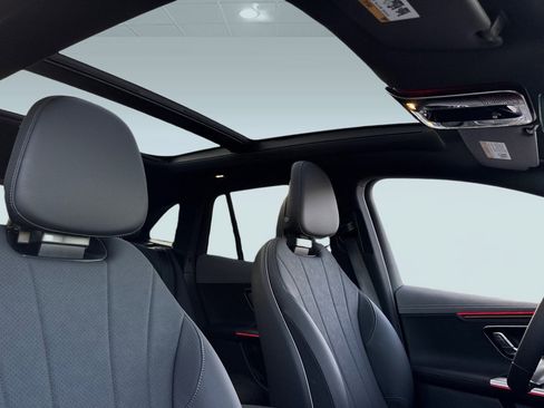 New 2026 Mercedes-Benz EQE 320 4MATIC SUV image 14
