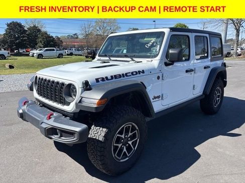 Used 2025 Jeep Wrangler Unlimited Rubicon image 3