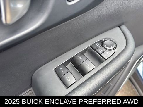 Used 2025 Buick Enclave Preferred image 12