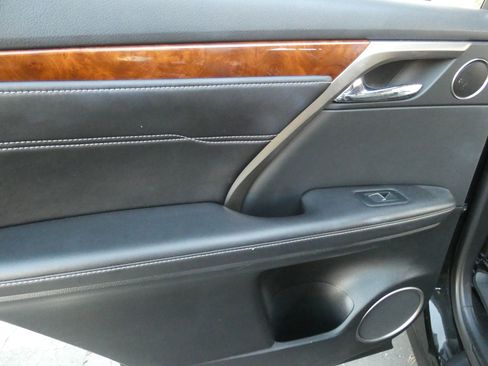 Used 2018 Lexus RX 350L FWD image 41