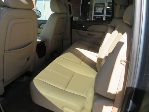 Used 2009 Chevrolet Silverado 2500 LTZ w/ Safety Package image 21