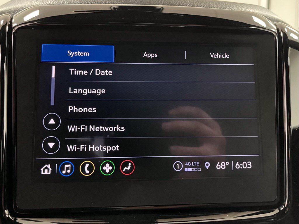 Used 2023 Chevrolet Traverse LT AWD/4WD image 36