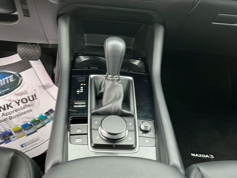Used 2025 MAZDA MAZDA3 s image 20