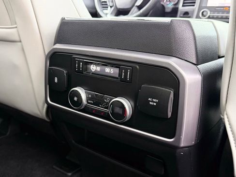 Used 2020 Ford Expedition Platinum RWD image 26
