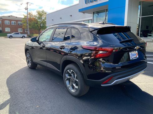 New 2026 Chevrolet Trax LT w/ Driver Confidence Package image 5