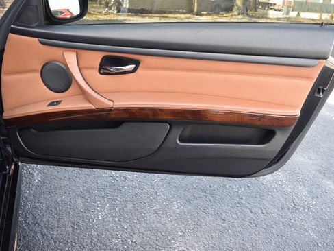 Used 2012 BMW 335i Convertible image 63