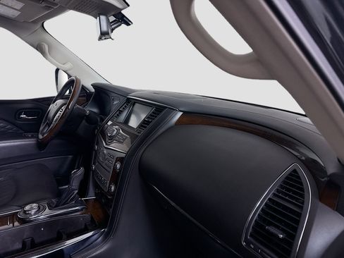 Used 2019 INFINITI QX80 Luxe w/ Proactive Package image 30